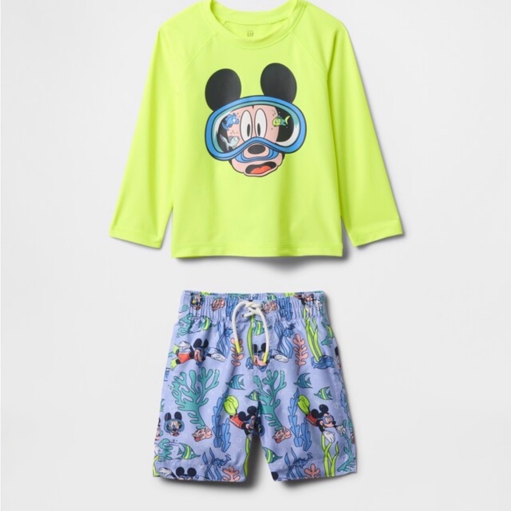 Gap × Disney Baby & Toddler Rash Guard & Swim Trunks Size 18-24 Months